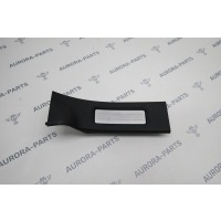 Накладка порога проема задней двери LH Land Rover Discovery L462 2016 LR108377