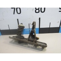 Крючок капота Land Rover Discovery II (1998 - 2004) FPB100160