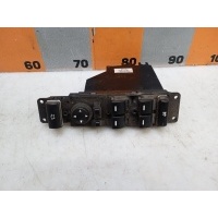Блок управления стеклоподъемниками Land Rover Range Rover 3 2004 YUD000291PUY