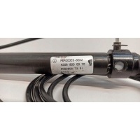 Мерседес w208 clk шток крыши a2088000072