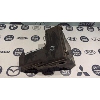 Корпус блока предохранителей Land Rover Freelander 1998-2006 YPC119061
