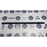 Уплотнитель двери передний Mercedes E/W211 2002-2009 A2117250865