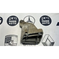 Кронштейн двигателя Mercedes E/W211 2002-2009 A6422230104