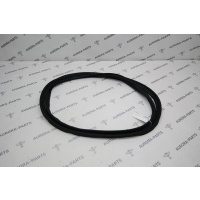 Уплотнитель проема крышки багажника Mazda CX-5 KF 2016 KB7W62761