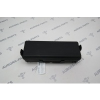 Блок плавких предохранителей Land Rover Discovery L462 2016 LR080334