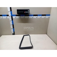 Уплотнитель форточки правой Toyota Highlander II (2007 - 2013) 6818848040