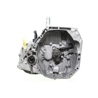 МКПП (механическая коробка переключения передач) Renault Duster 2012 320107700R