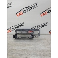 Кронштейн блока предохранителей Volkswagen Tiguan 2 2018 5Q0937503F