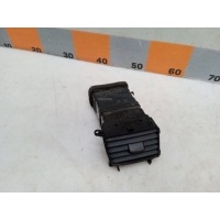 Дефлектор торпедо центральный Kia Sportage 2 2009 974101F500