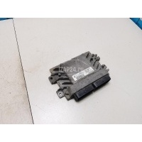 Блок управления двигателем Nissan Almera (G15) (2013 - 2018) 8201309276