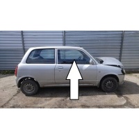 Стекло дверей правый передняя daihatsu cuore v l701 fl 3d 2001 - 2003