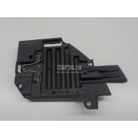 Кронштейн фар левый Land Rover Discovery Sport 2014 LR066965