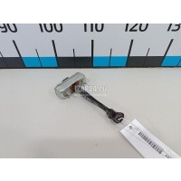 Ограничитель двери Toyota Camry V70 2017 6863006151