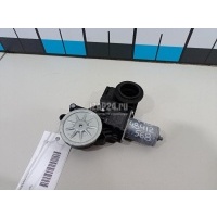 Моторчик стеклоподъемника Toyota Camry V70 2017 8571006330