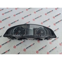 Щиток приборов (приборная панель) Volkswagen Caravelle 2012 7e0920870A
