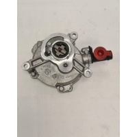 Насос vacum m176 m177 v8 мерседес amg 63 c63 e63