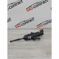 Главный цилиндр сцепления Volkswagen Jetta 6 2013 1K0721388T