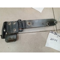 Петля двери багажника верхняя Mitsubishi Pajero, Montero 2 1991-2004 1992 MB669300