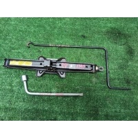 домкрат Toyota Kluger V MCU25 2004.08 091110W090