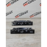 Кронштейн ручки потолка Volkswagen Jetta 6 2013 5C6858687E