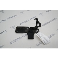 Крючок капота Land Rover Discovery L462 2016 LR137754