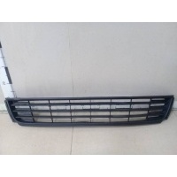 Решетка в бампер центральная Volkswagen Volkswagen Polo (Sed RUS) 2011> 6RU853677