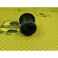 Дефлектор воздушный салон Nissan Note E11 2007 68760BH00A