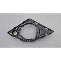 Кронштейн Audi SQ7 4M 2022 4M0035427