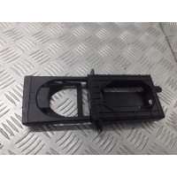 Крепление для напитков кружка toyota avensis t25 2.0 d4d mt3509