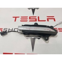 Ручка наружная передняя правая Tesla Model X 2018 1035419-00-E