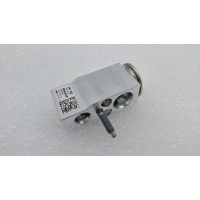 Клапан кондиционера Audi Q7 4M 2022 4M0816679