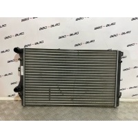 радиатор охлаждения двигателя Volkswagen Passat B7 1k0121253bb