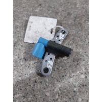Датчик коленвала 1.4 - 2.0i. 5МКПП. Renault Duster 2013 8200647554B,A2C53183849