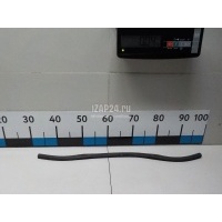 Уплотнитель капота Honda CR-V (2007 - 2012) 74148SWAA00