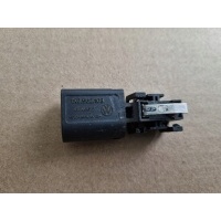 Микровыключатель замка крышки багажника ручки passat b6 гольф v 1k0962103