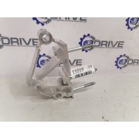 кронштейн усилителя Volkswagen Golf, Jetta 5 1K1857021D