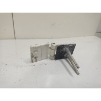 петля багажника Volkswagen Transporter T4 1998 701829641E