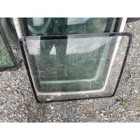 стекло боковое Volkswagen Transporter T4 7D5845297