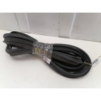 уплотнитель багажника Subaru Forester SF5 62714FC000, 62714FC001