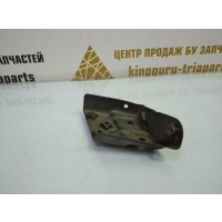 Кронштейн крыла Volkswagen Touareg 2 7P5 Рестайлинг 2014-2018 7P6821151A