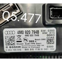 Щиток приборов (приборная панель) Audi Q7 4M (2015—2020) 2016 4M0920794B