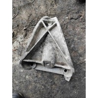 Кронштейн двигателя Audi A8 1998 4D0199308E