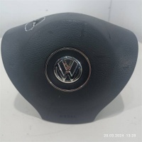 Подушка безопасности водителя Volkswagen Passat 2009 3C8880201L