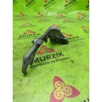 кронштейн MERCEDES C W204 2013 A6510940127