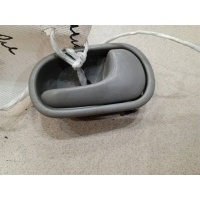 Ручка двери внутренняя левая Mazda Demio DW 1996-2002 2000 D06159330B05