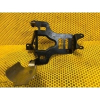 кронштейн VOLKSWAGEN TOUAREG 7L 2008 7L0907645A