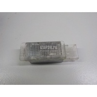 Плафон салонный VAG Octavia (A7) (2013 - 2020) 6L0947415A