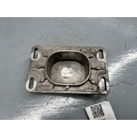 Кронштейн двигателя Audi A4 B7 2004 8E0199335K