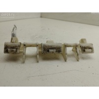 Кронштейн бампера переднего Прав. Rover 75 2002 DPX100060