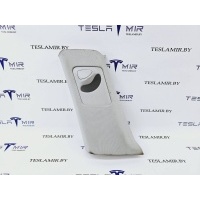Пластик салона левая верхняя Tesla Model 3 2023 1086245-01